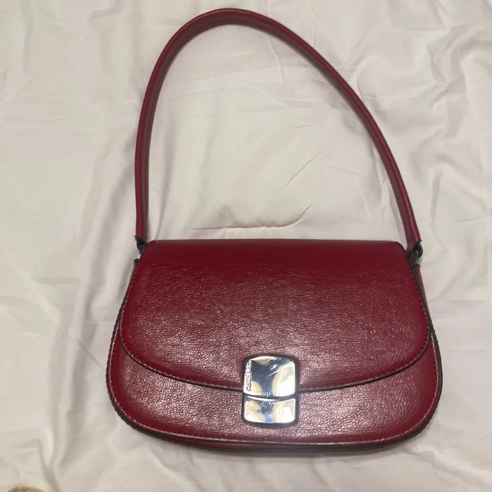 Calvin Klein Red Baguette Shoulder Bag Y2K Minimalist Clasp Small Purse - Picture 1 of 11